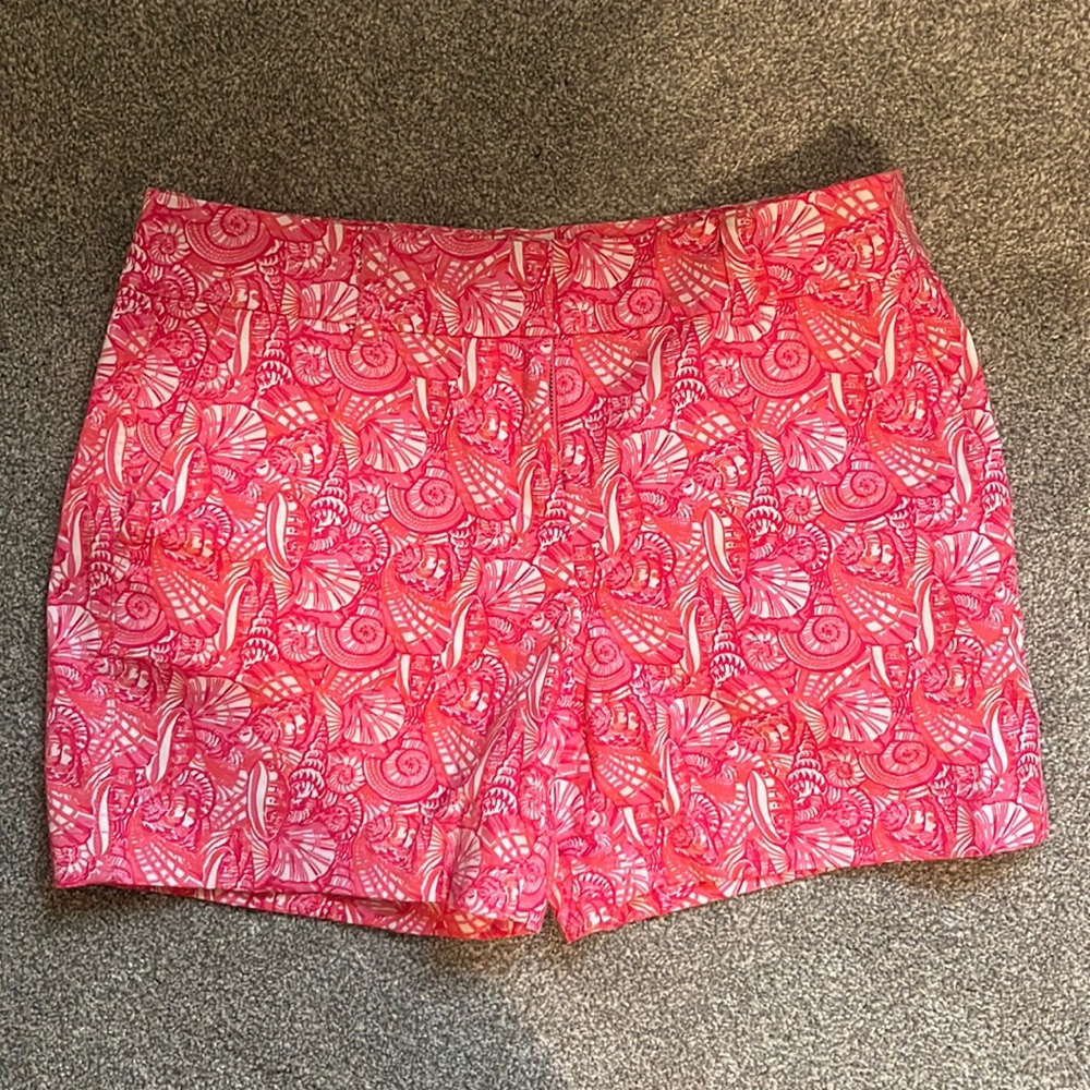 Vineyard Vines shorts